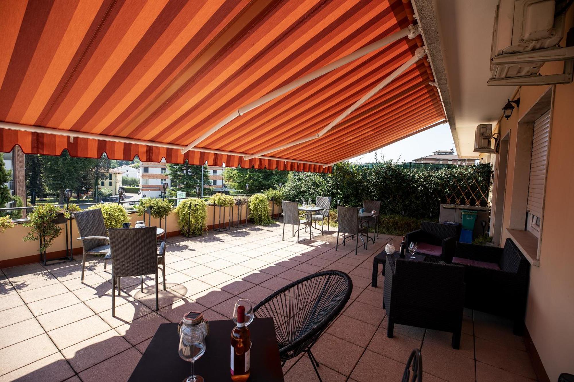 Bru Rooms Peschiera del Garda Luaran gambar