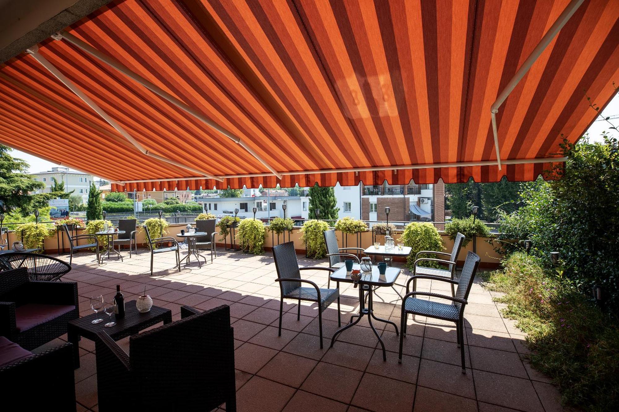 Bru Rooms Peschiera del Garda Luaran gambar