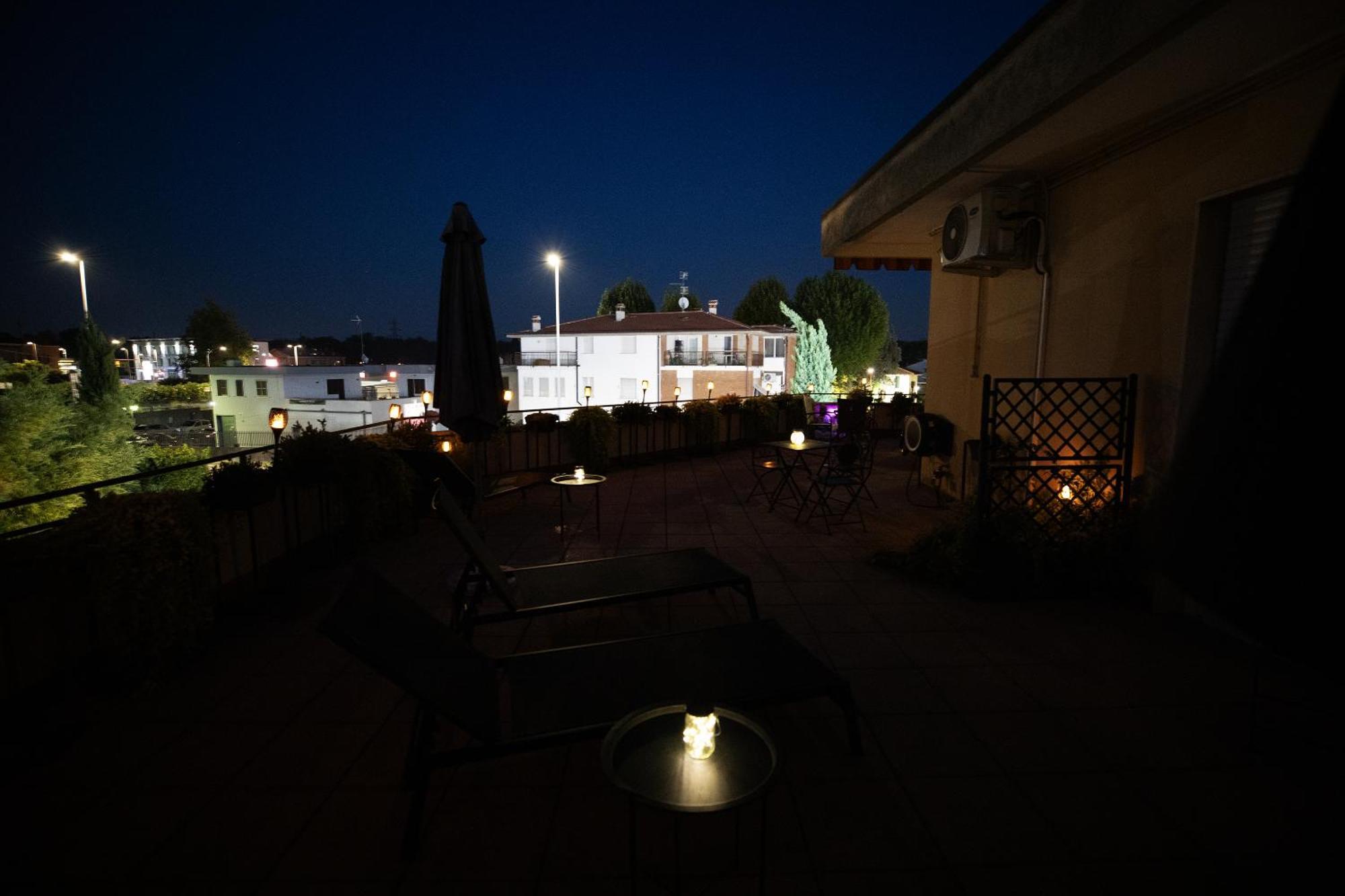 Bru Rooms Peschiera del Garda Luaran gambar
